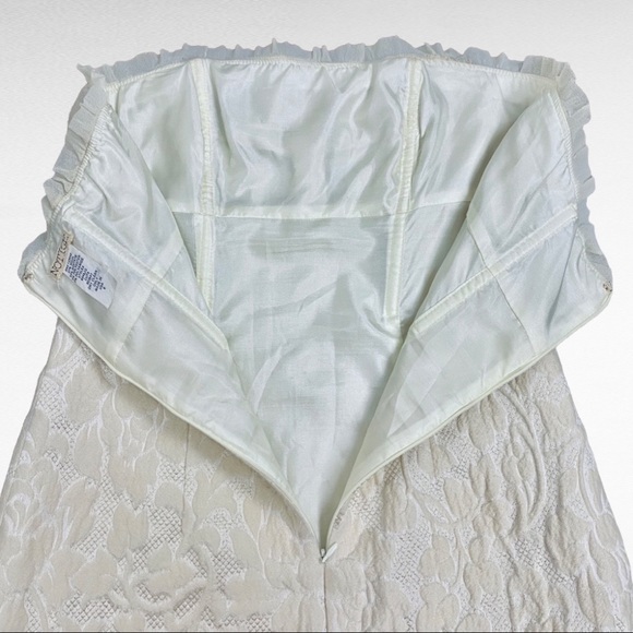 NOTICE | Cream Metallic Gold Brocade Wool Blend Bandeau Strapless Mini Dress - Picture 13 of 16